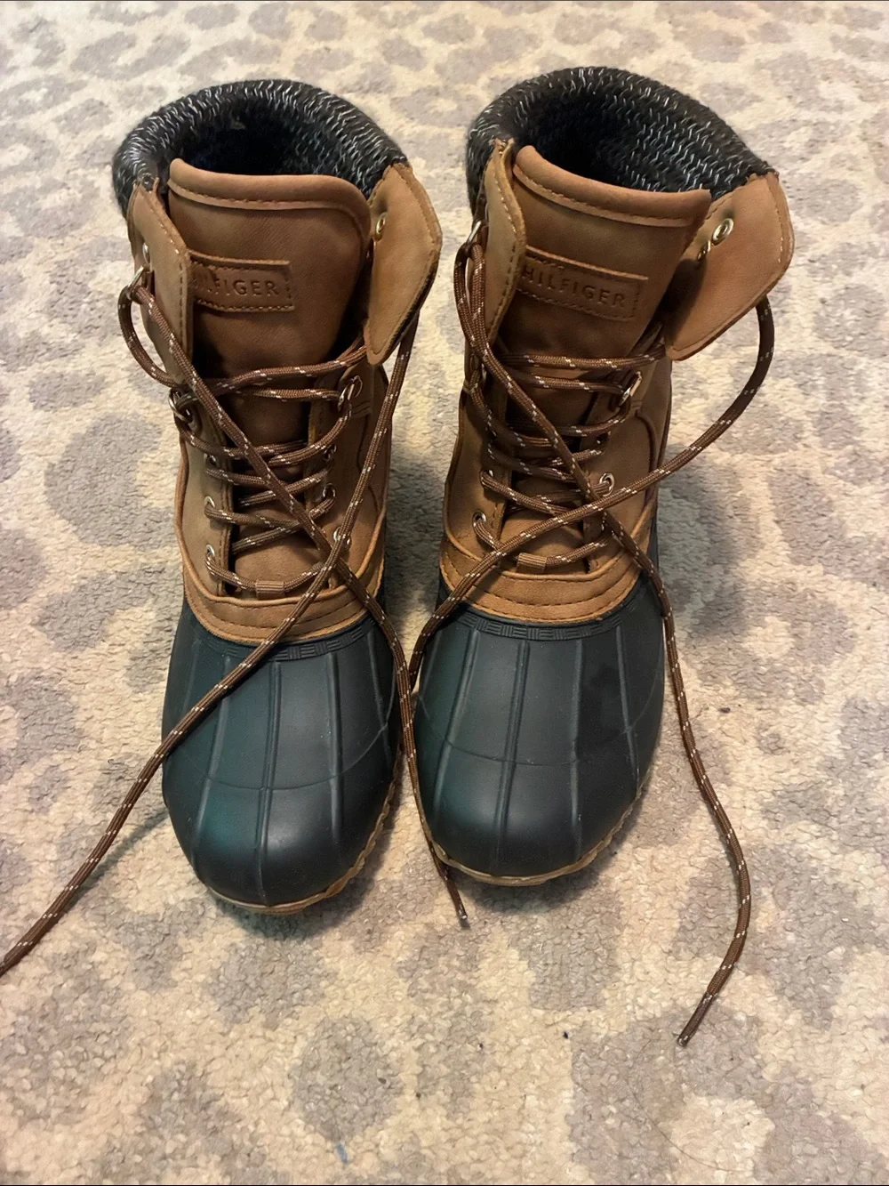 Tommy Hilfiger Rainah Duck Boot size‎ 9